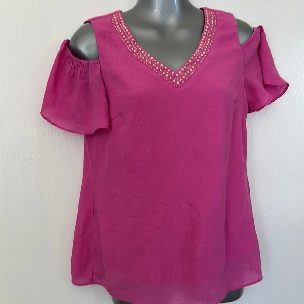 Blouse - Picture 2 of 5